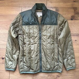 Filson Primaloft Men’s Ultralight Insulated Jacket size small fits medium